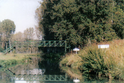 La passerelle de Mosloy